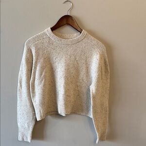 Universal Thread Speckled Cream Crew Neck Sweater